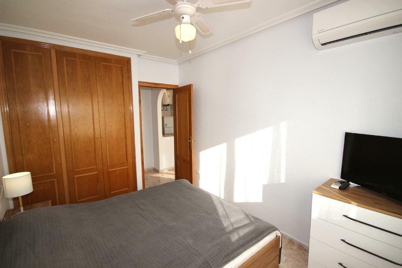 Apartment In La Mata Eneas 6 Torrevieja Bagian luar foto